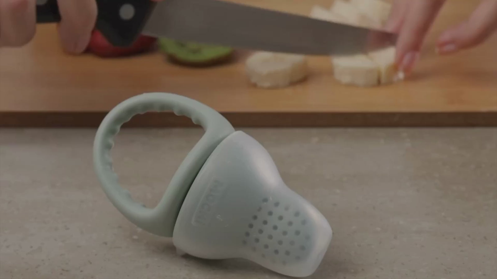 MOCHi Pop-Up Feeder for Babies Food Grade Silicone